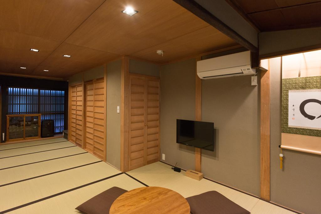 Kakishibu An Machiya House Villa Kyoto Rum bild